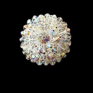 Aurora Borealis crystal brooch💫